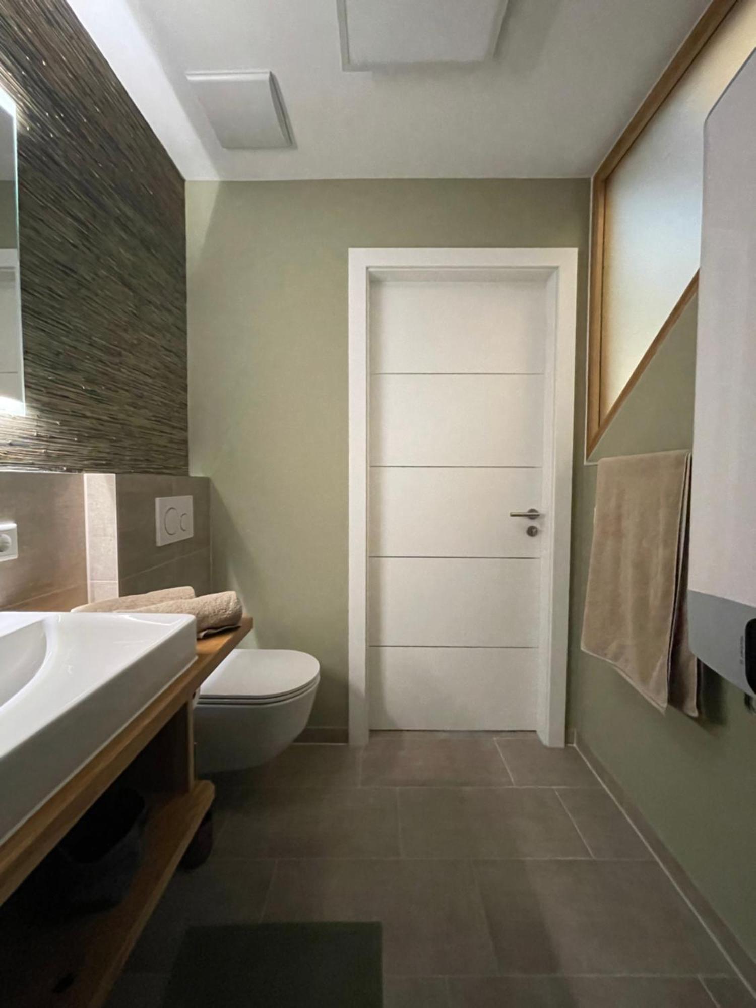 Die Tauplitz Lodges - Adler Auszeit Lodge D6 By Aa Holiday Homes Ngoại thất bức ảnh